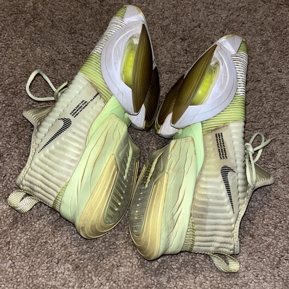 Used HIIT air zoom women’s sneakers size 9 - Picture 6 of 6